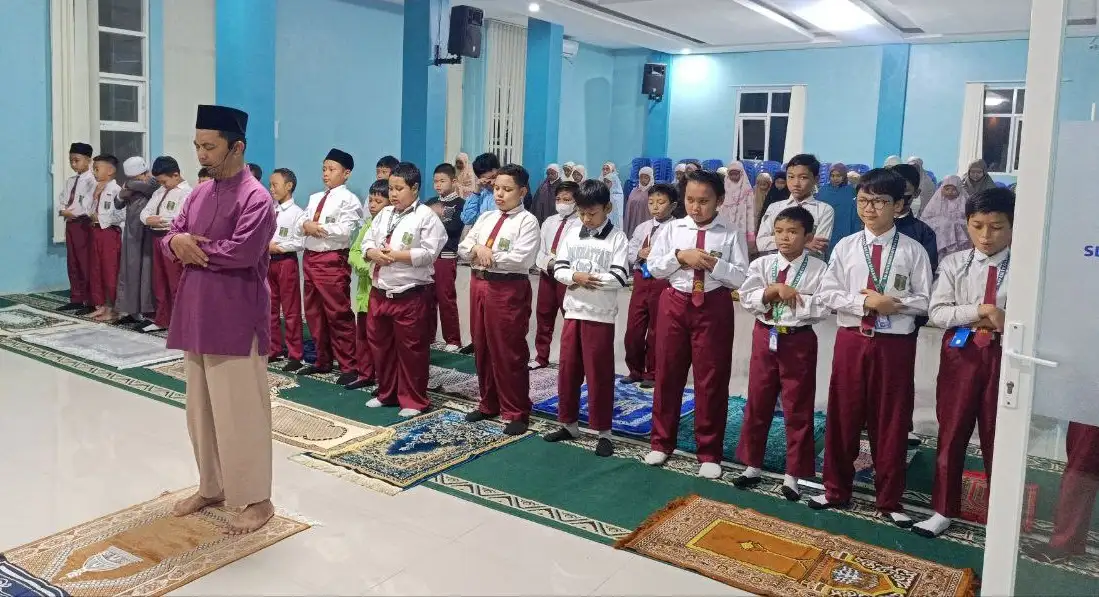 Lawan Kantuk Demi Ridho-Nya, Siroh Jadi Andalan SD Muhammadiyah 1 Malang